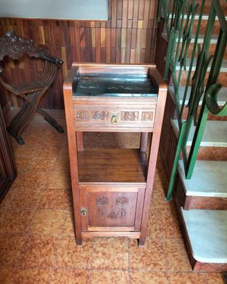 Comodino Liberty primi 900