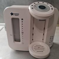 Tomee Tippee macchina prepara biberon