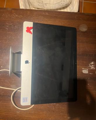 MAC Apple 2010