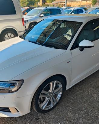 Audi A3 SPB 35 TFSI COD Admired