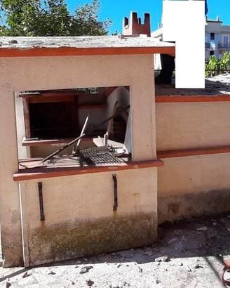 BLACK FRIDAY Casetta BARBECUE +forno a legna +bbq