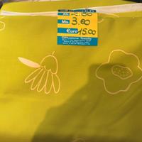 Scampolo verde con fantasia