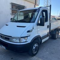 Iveco daily ribaltabile trilaterale