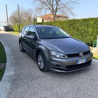 Volkswagen Golf Variant 1.6 TDI 110CV DSG – Cambio