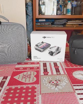 Dji mini 4 pro fly more combo + accessori 