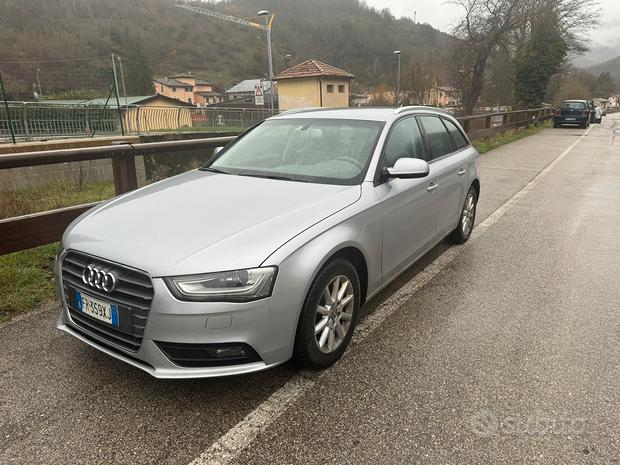 Audi a4 avant 2015