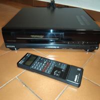 Videoregistratore VHS con telecomando