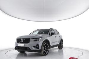 VOLVO XC40 B3 automatico Ultimate Dark - AUTOCAR