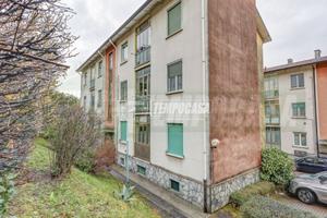 TRILOCALE CON BOX E CANTINA