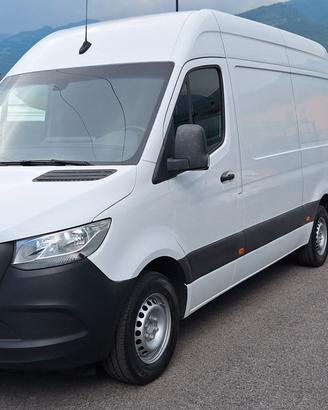 Mercedes-benz Sprinter F37/33 311 CDI RWD TA Furgo