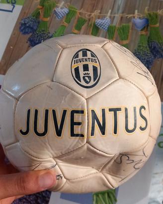 Pallone originale Juventus firmato