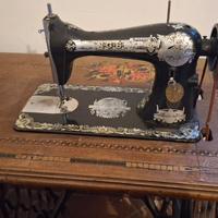 Macchina da cucito Antica