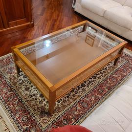 Tavolino in legno e vetro