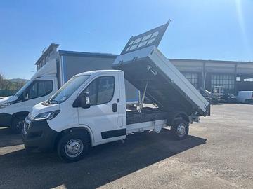 PEUGEOT Boxer 435 2.2 BlueHDi 140 S&S PM Cabinat