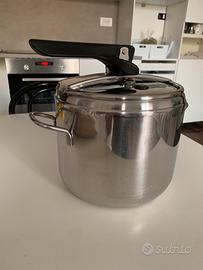 Pentola a pressione lagostina