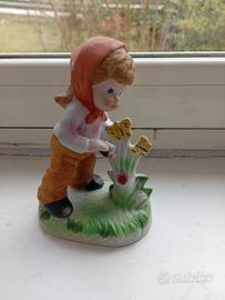 statuina in ceramica 