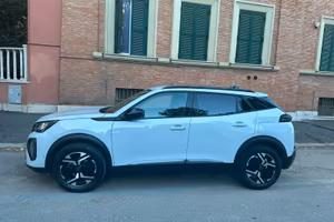 Auto Peugeot 2008