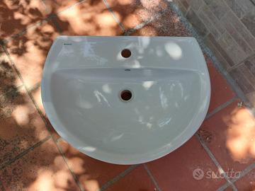 lavandino geberit bagno bianco  sospeso