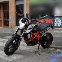 KTM 690 Duke KTM 690 -BATTERIA NUOVA-