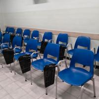 Sedie impilabili con ribaltina