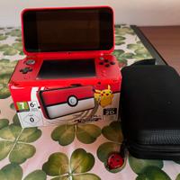 Nintendo 2ds xl pokeball edition
