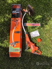 decespugliatore elettrico Black & Decker GL7033