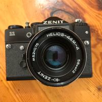 Macchina fotogr Zenit 11 + obiett. Helios 58 f 2