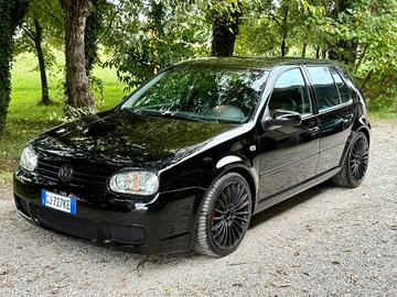 Volkswagen Golf VR6 2.8 V6 4X4