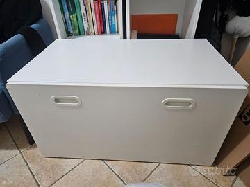 Baule giochi stuva in buone condizioni