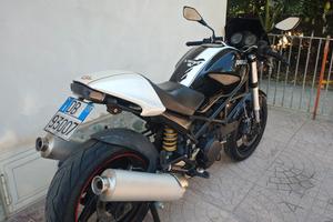 ducati Monster 695