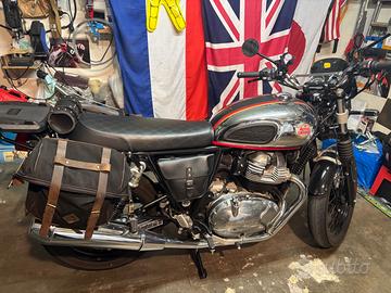 Royal Enfield Interceptor - 2023