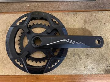 Guarnitura FSA V-drive 44-32T 175 cm.