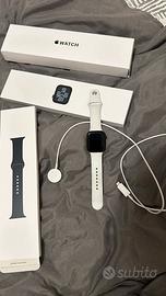 Apple Watch SE 44mm
