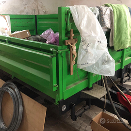 Carrellone 30 quintali