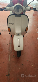 Piaggio vespone p150x