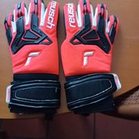 Guanti Reusch portiere