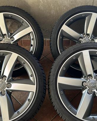 Gomme 4 stagioni + cerchioni Audi A1
