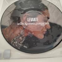 Levante, " Nel caos distanze stupefacenti"