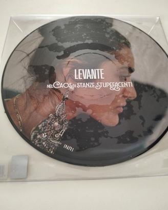 Levante, " Nel caos distanze stupefacenti"