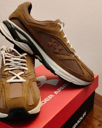 Under Armour HOVR Apparition Misura 45,5 - NUOVE