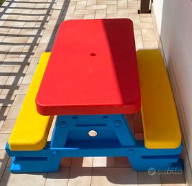 Tavolo per bambini come nuovo