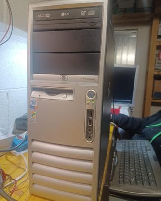 PC fisso HP Compaq – Windows 7