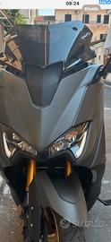 Tmax 560
