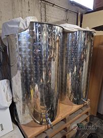 contenitori acciaio inox per vino/olio