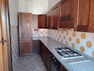 cucina completa di elettrodomestici 