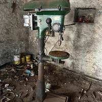 Industrial arredo officina  colonna anni 60