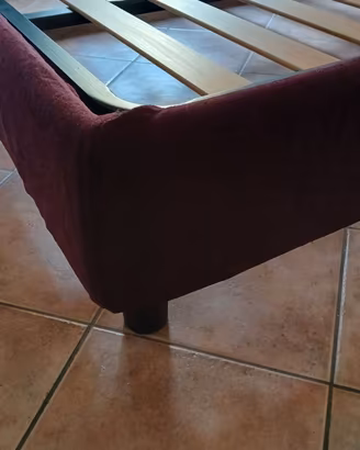 Letto matrimonilae in legno + 2 comodini in legno