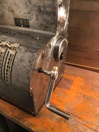 Registratore di cassa epoca vintage