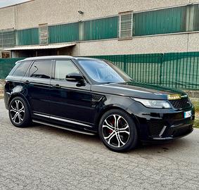 Range Rover Sport 3.0d - Allestimento SVR