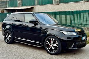 Range Rover Sport 3.0d - Allestimento SVR